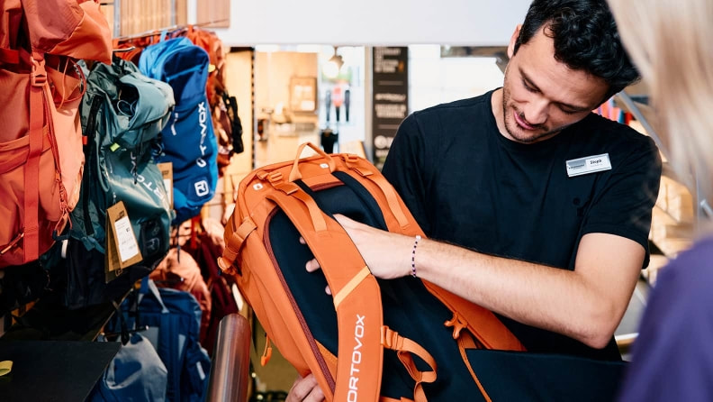 Rucksack Beratung im INTERSPORT Shop