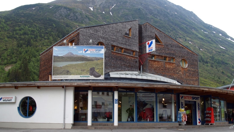 INTERSPORT Wolfart Außenansicht