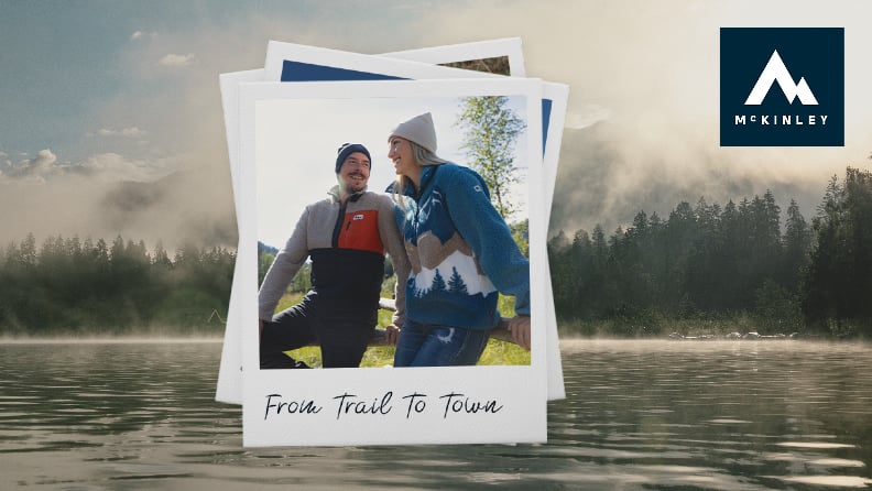 Polaroid-Fotos mit zwei Personen in Outdoor-Kleidung vor See- und Waldkulisse, McKINLEY, From Trail to Town