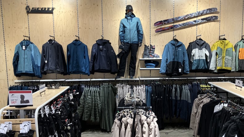INTERSPORT Okay Vomp – Bekleidung der Marken Scott, Picture und mehr.