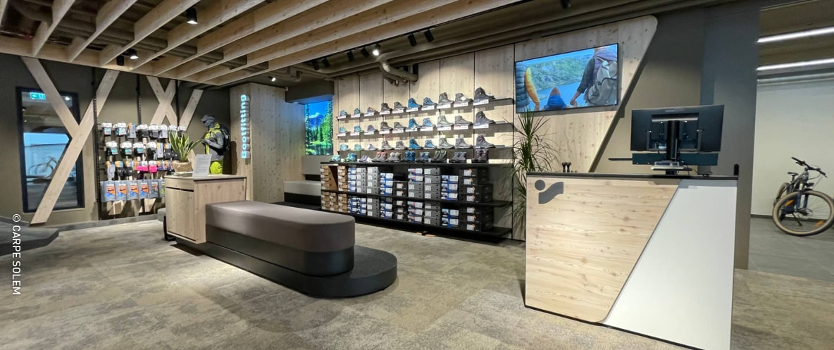 Wanderschuhe, Buffs und Bootfitting bei INTERSPORT Pirchner.
