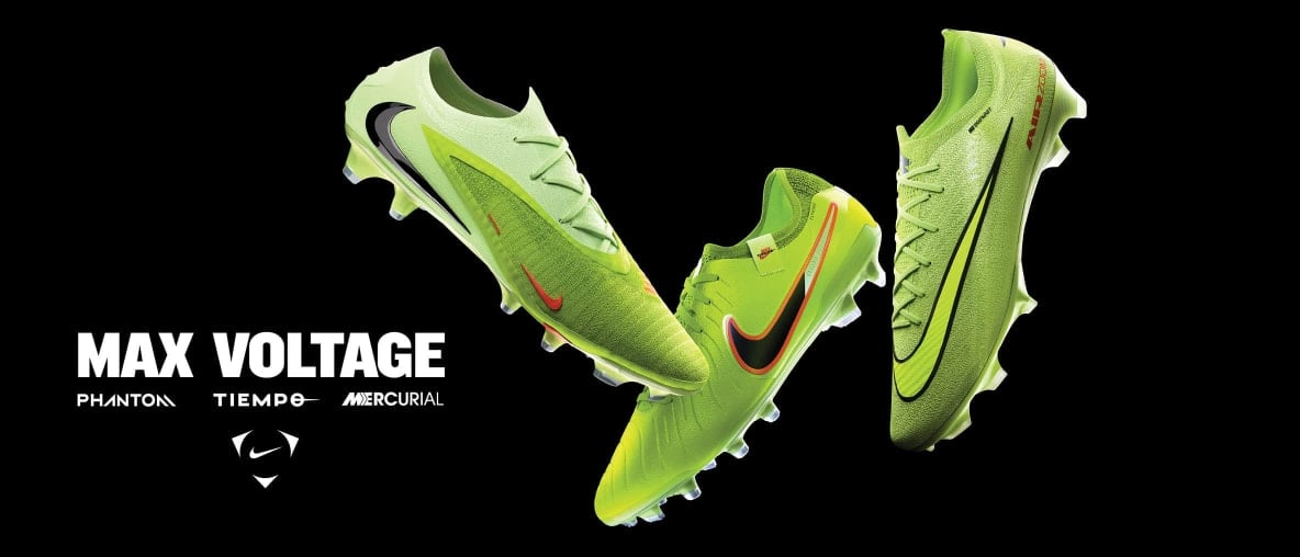 Die Nike Fußballschuhe Tiempo, Mercurial und Phantom mit dem Logo Max Voltage.