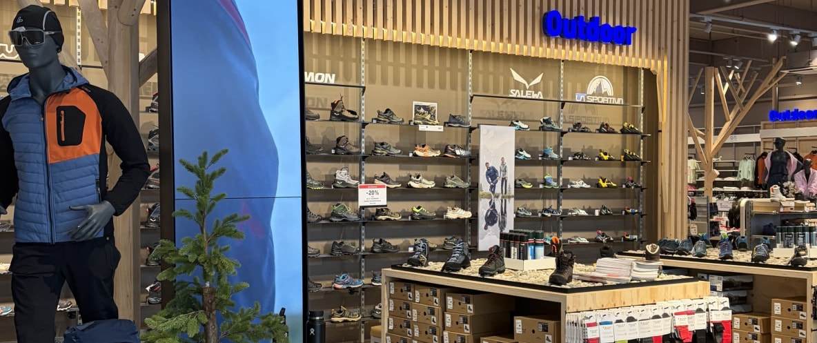 Outdoorabteilung von INTERSPORT Kaltenbrunner Braunau.