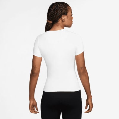 Nike One Fitted Dri-Fit Shirt