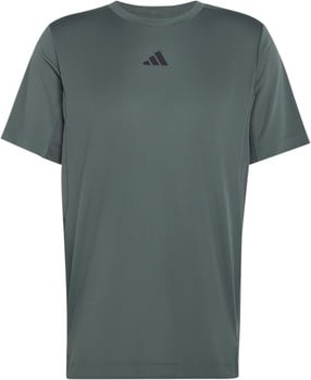 Graues Herren-T-Shirt von Adidas mit Logo auf der Brust und feinem Streifenmuster.