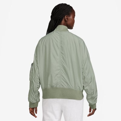Nike Sportswear Essential Jacke