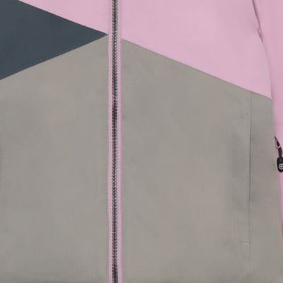 Eine Jacke mit Farbblockierung in Rosa, Grau und Dunkelgrau, mit Reißverschluss. Eine Jacke mit Farbblockierung in Rosa, Grau und Dunkelgrau, mit Reißverschluss.