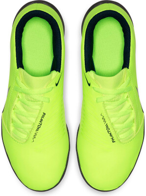 Nike Jr. Phantom Venom Club IC gyerek teremfocicipő.