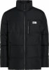 Schwarze Daunenjacke mit hohem Kragen und Markenlogo auf der Brust.
