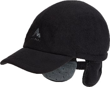 Schwarze Fleece-Mütze mit McKinley-Logo und Ohrenklappen.