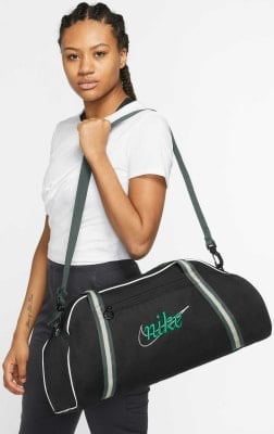Nike W Gym Club Plus Retro női sporttáska