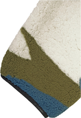 Bolyhos felületű textil krém, zöld és kék színekben. Bolyhos felületű textil krém, zöld és kék színekben.