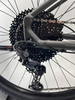 Ein Fahrrad-Schaltwerk mit Kassette und Kette.
