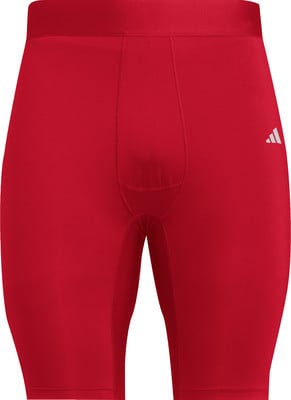 Rote Adidas-Sporthose mit seitlichem Logo. Rote Adidas-Sporthose mit seitlichem Logo.