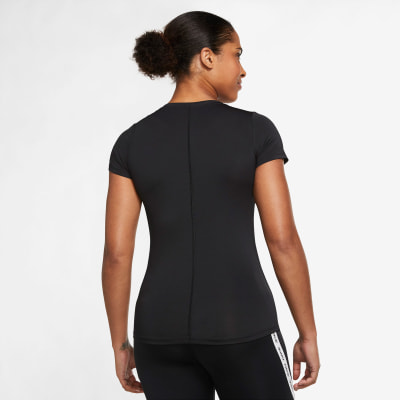 Nike Dri-FIT One Slim női póló
