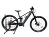 Graues E-Bike mit Federung auf Ständer, weißer Hintergrund.