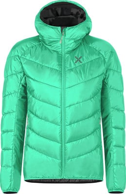 Grüne Daunenjacke mit Kapuze und Logo auf der Brust.