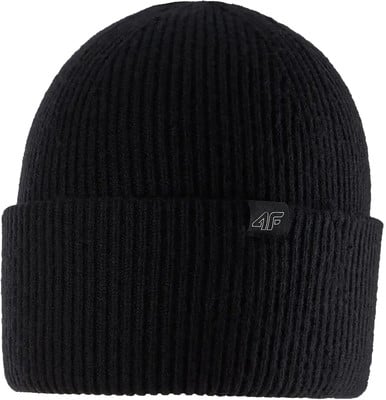 Schwarze Rippstrickmütze mit 4F-Logo auf dem Etikett. Schwarze Rippstrickmütze mit 4F-Logo auf dem Etikett.
