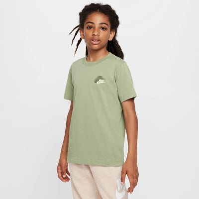 Nike Sportswear Standard Issue T-Shirt