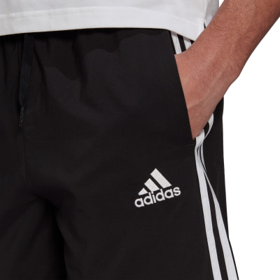 adidas Aeroready Essentials Chelsea 3-Streifen Shorts