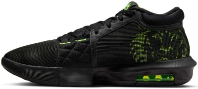 Nike Lebron Witness VIII Basketballschuhe
