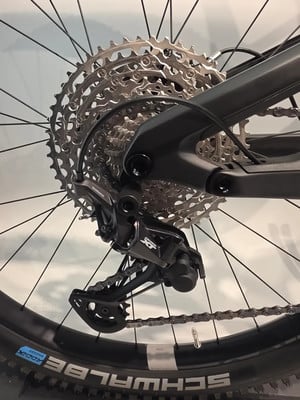 Shimano XTR Fahrrad-Schaltwerk mit Kassette und Kette. Shimano XTR Fahrrad-Schaltwerk mit Kassette und Kette.