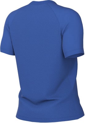Blaues T-Shirt mit kurzen Ärmeln und feinem Muster auf dem Rücken.