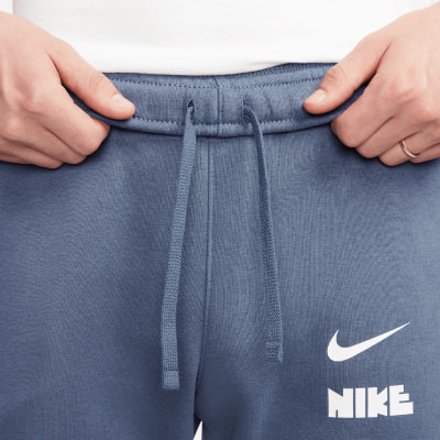 Nike Club Fleece+ Brushed férfi nadrág