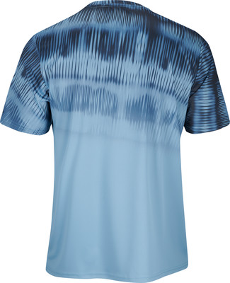 Rückansicht eines blauen T-Shirts mit Batikmuster und Farbverlauf.