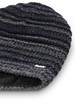 Graue Strickmütze mit Farbverlauf und Eisbär-Logo.