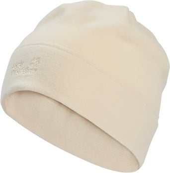 Eine beige Fleecemütze mit dem Jack Wolfskin Logo an der Seite.