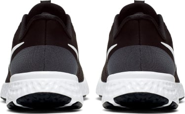 Nike Revolution 5, dámska bežecká obuv