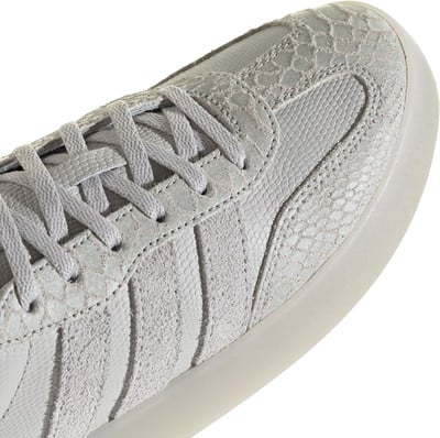 adidas Barreda Decode Lux Freizeitschuh UK-Gr. adidas Barreda Decode Lux Freizeitschuh UK-Gr.