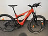 Orange KTM E-Mountainbike mit Federung vorne und hinten.