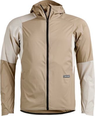 Beige Herrenjacke mit Kapuze und Farbblöcken. Beige Herrenjacke mit Kapuze und Farbblöcken.