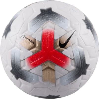 Ein weißer Nike Fußball mit roten und goldenen Akzenten und einem Nike-Logo.
