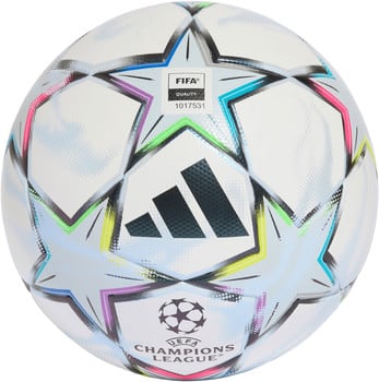Fußball mit Adidas und UEFA Champions League Logo.