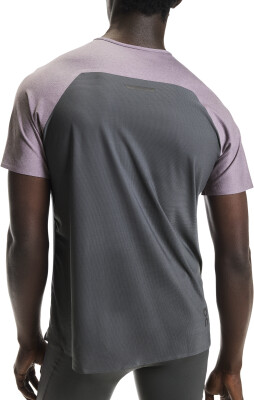On Performance Laufshirt On Performance Laufshirt