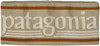 Gestrickter Schlauchschal mit Patagonia-Schriftzug und Streifen in Beige und Braun.