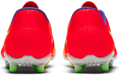 Nike Jr. Vapor 14 Club gyerek labdarúgó cipő