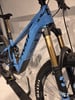 Pivot Shuttle AM XO M