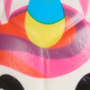 Detail eines Einhorns mit Regenbogenstreifen und Wassertropfen