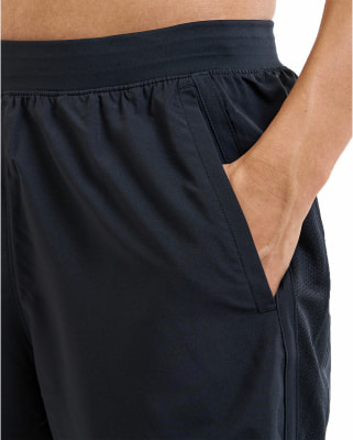 Under Armour UNDER ARMOUR LAUNCH 7'' Laufshort
