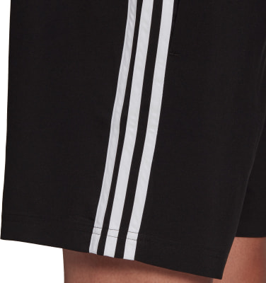 adidas Aeroready Essentials Chelsea 3-Streifen Shorts