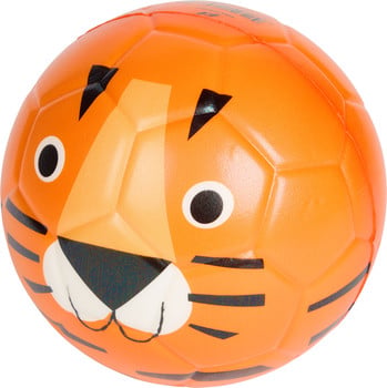 Ein orangefarbener Ball mit einem fröhlichen Tigergesicht und schwarzen Streifen.