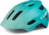 Türkiser Fahrradhelm mit weißem CUBE-Logo und vielen Belüftungsöffnungen.