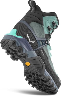 Bequemer Wanderschuh mit robuster Sohle und modernem Design. Bequemer Wanderschuh mit robuster Sohle und modernem Design.