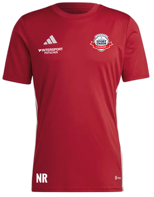 Rotes Sportshirt mit Adidas, Intersport und Sport Union Lageberg Logos.