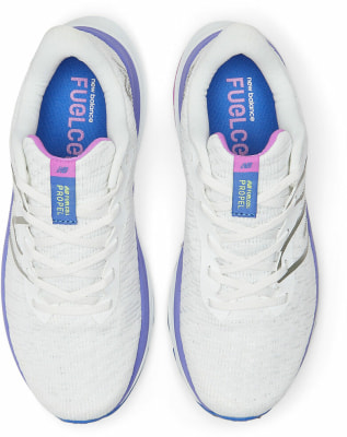 New Balance FuelCell Propel v4 Laufschuhe