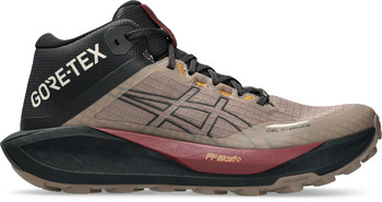 Herren-Laufschuh mit GORE-TEX-Technologie in Beige mit schwarzen Details.